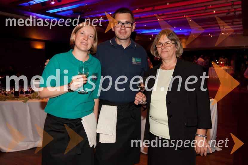 Simona Lončar, Janko Prejac in Terezija KukovecPerpetuum Jazzile in Vocal Six, koncert