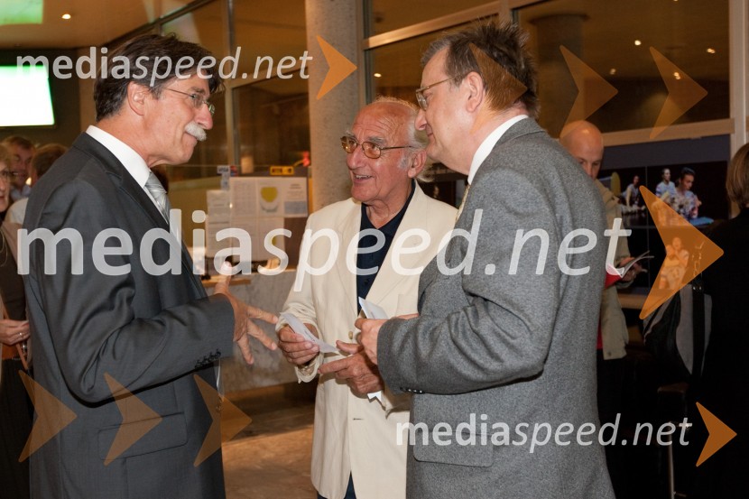 Jožko Čuk, direktor SNG Nova Gorica, Vasja Predan, teatrolog in Slavko Pezdir, kritikHlapci, premiera v SNG Nova Gorica