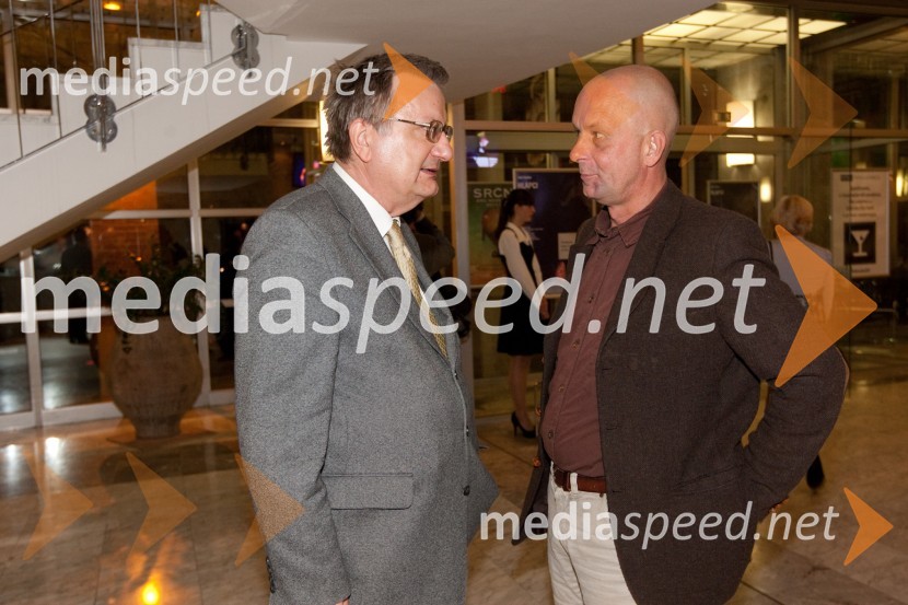 Slavko Pezdir, kritik in Matej Bogataj, kritikHlapci, premiera v SNG Nova Gorica