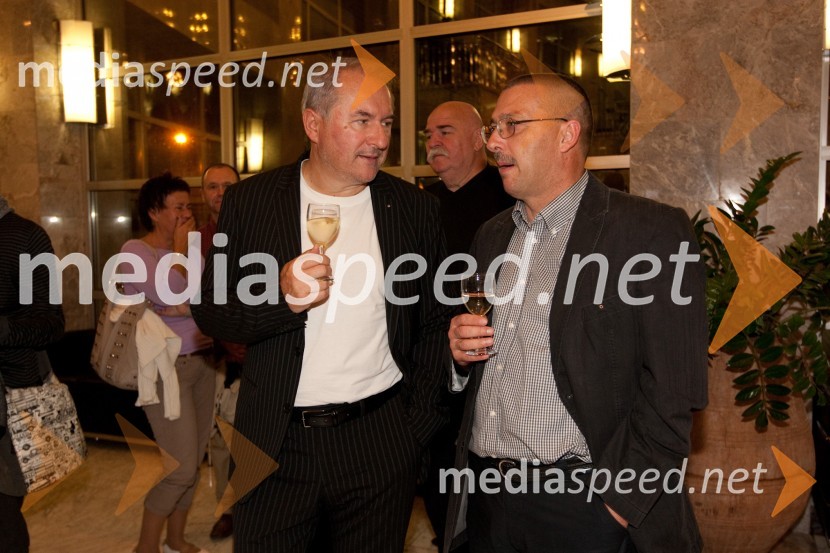 Bojan Bratec, gospodarstvenik in Aleš Bucik, župan občine Renče VogrskoHlapci, premiera v SNG Nova Gorica