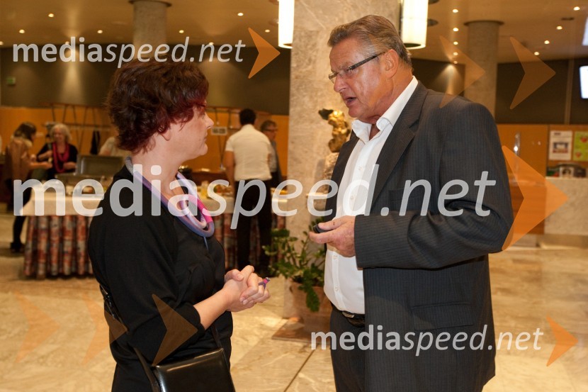 Martina Mrhar, dramaturginja in Dušan Mlakar, režiserHlapci, premiera v SNG Nova Gorica