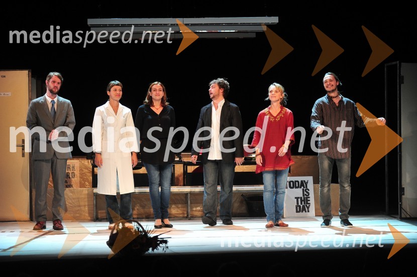 D.C. Jackson, avtor besedila in igralci komedijeMoje bivše, moji bivši, premiera v SLG Celje