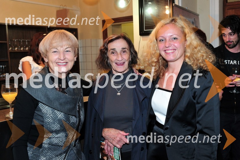 Anica Kumer, upokojena igralka SLG Celje, Ivanka Mežan, igralka in dobitnica Borštnikovega prstana 1995 ter mag. Tina Kosi, upravnica SLG CeljeMoje bivše, moji bivši, premiera v SLG Celje