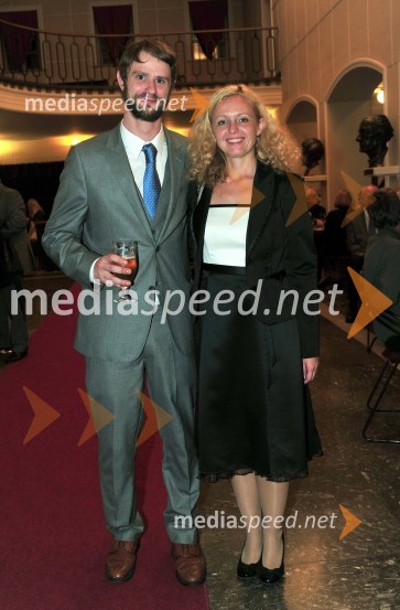 D.C. Jackson, avtor besedila in mag. Tina Kosi, upravnica SLG CeljeMoje bivše, moji bivši, premiera v SLG Celje