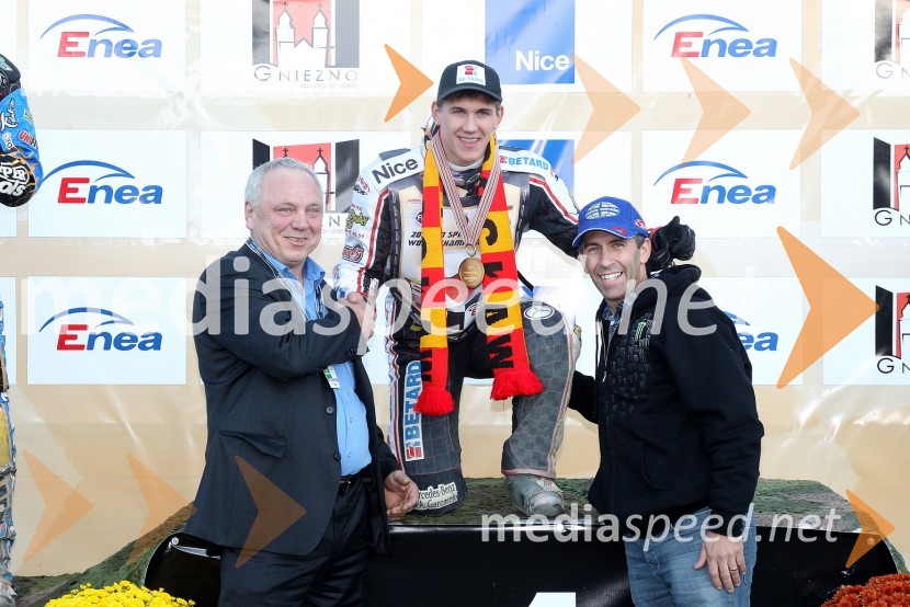 Roy Otto, predsednik komisije CCP pri FIM, Maciej Janovski, Poljska in Greg Hancock, ZDASpeedway, svetovno prvenstvo mladincev, finale 4
