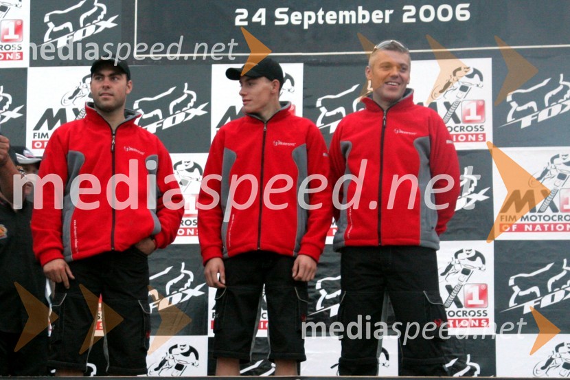 Ekipa Slovenije: Jaka Može, Matevž Irt in Slavko Trstenjak, vodja ekipeMOTOKROS, Pokal narodov 2006, Winchester, Velika Britanija - tiskovna konferenca in predstavitev tekmovalcev
