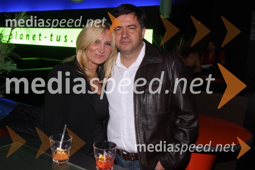 Vlado Dimovski, politik s spremljevalkoPlanet Tuš Maribor, koncert srbske zvezdnice Nataše Bekvalac