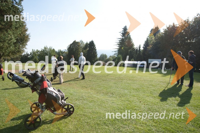 Golf turnir z Bojanom Križajem in partnerji