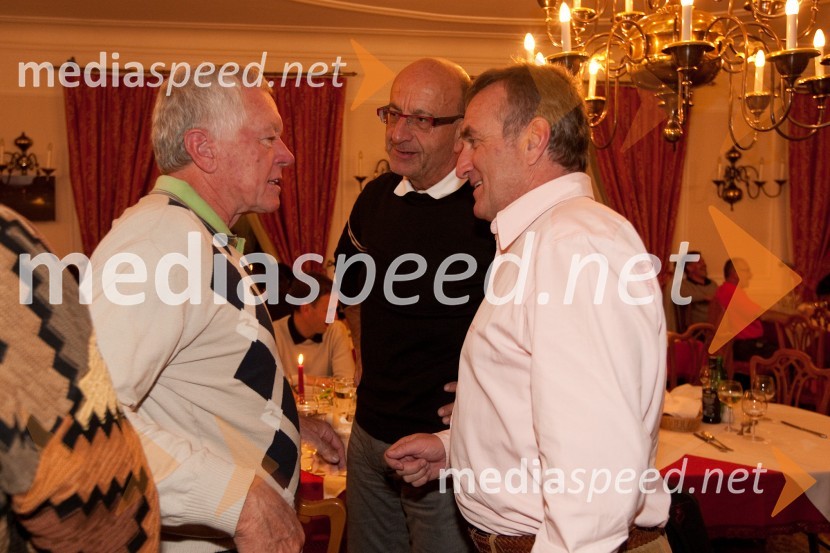 Tone Vogrinec, Heinz Slesak, generalni direktor Porsche Slovenija d.o.o. in Gerry JeklGolf turnir z Bojanom Križajem in partnerji
