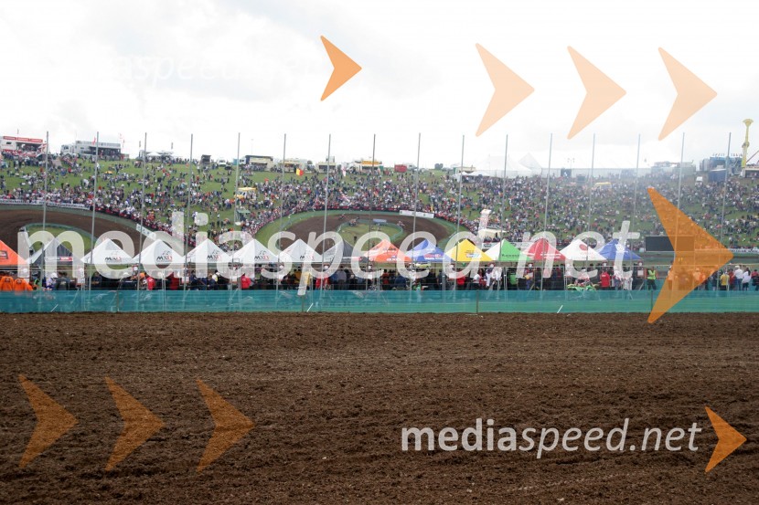 Prostor za mehanike in ekipeMOTOKROS, Pokal narodov 2006, Winchester, Velika Britanija - kvalifikacije in dirka