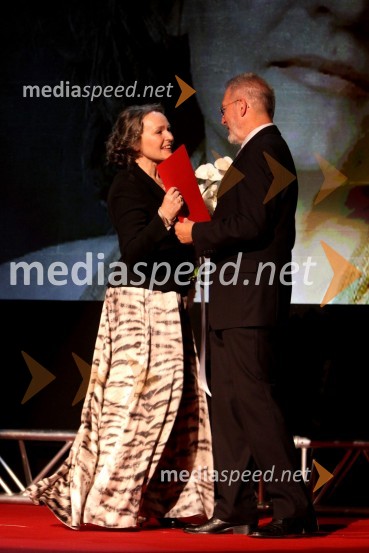 Milada Kalezić, igralka in dobitnica Borštnikovega prstana 2011 ter Aleš Jan, gledališki in radijski režiserBorštnikov prstan prejela Milada Kalezić