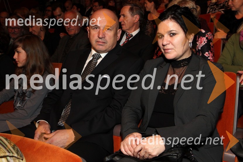 Milan Mikl, podžupan Mestne občine Maribor in soprogaBorštnikov prstan prejela Milada Kalezić