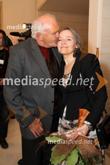 Janez Bermež, igralec in Milada Kalezić, igralka in dobitnica Borštnikovega prstana 2011	Borštnikov prstan prejela Milada Kalezić