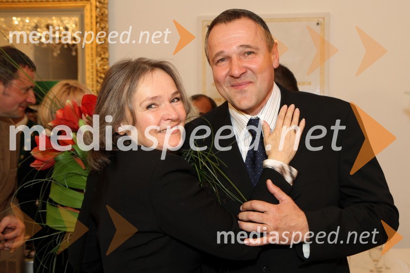 Milada Kalezić, igralka in dobitnica Borštnikovega prstana 2011 in ...Borštnikov prstan prejela Milada Kalezić