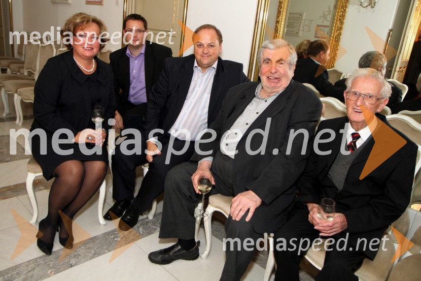 Nada Jarc in Milan Jarc, lastnika podjetja Avto Jarc, Polde Bibič, igralec in ...Borštnikov prstan prejela Milada Kalezić