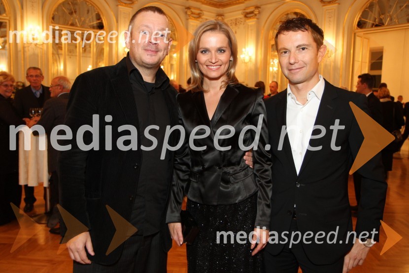 Robert Waltl, direktor Mini teatra, Katarina Kresal, predsednica politične stranke LDS in Tomaž Orešič, EFT GroupBorštnikov prstan prejela Milada Kalezić