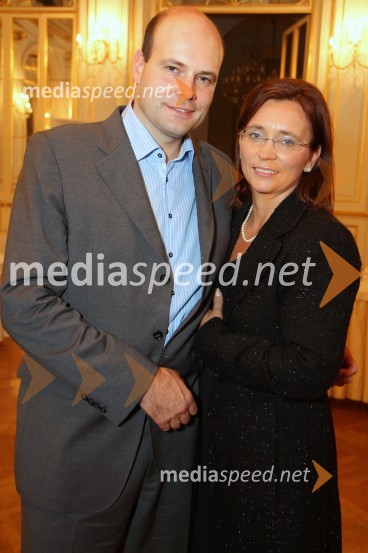 	Jure Fišer, izvršni direktor divizije za ekologijo in energetiko v Gorenju in Suzana Žilič Fišer, generalna direktorica Zavoda Maribor 2012 - EPKBorštnikov prstan prejela Milada Kalezić