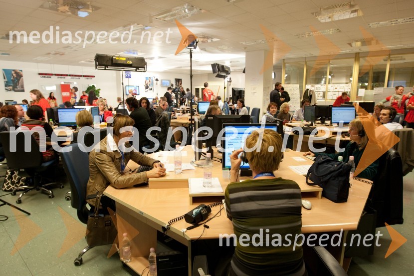 Telefonski studioPustimo jim sanje, dobrodelni koncert