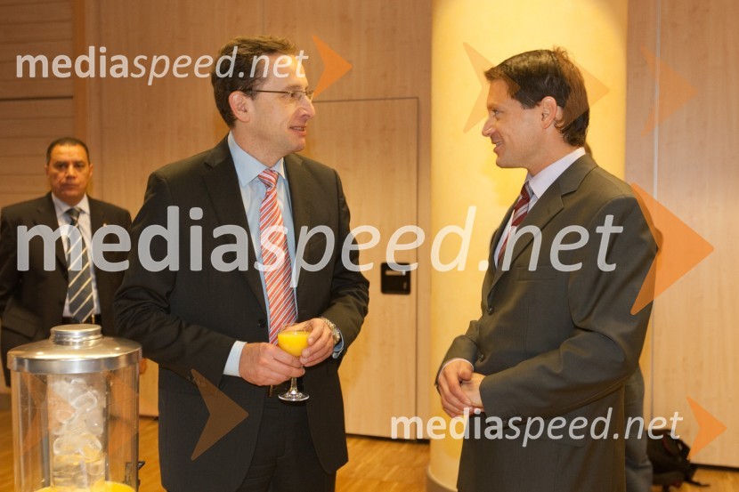 Žiga Turk in Jurij Giacomelli, predsednik uprave DelaAmCham poslovni zajtrk z okroglo mizo: Europa in Euro