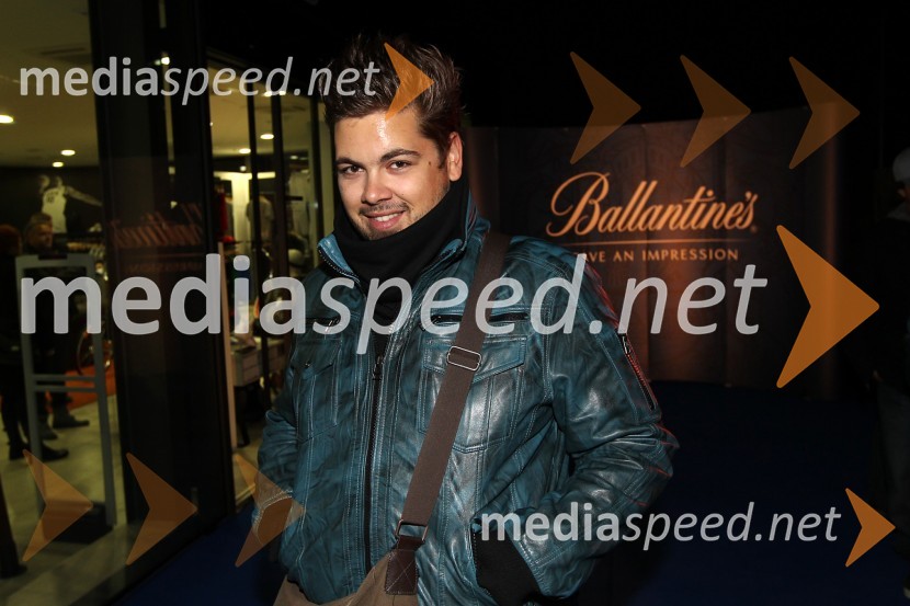 Nejc Simšič, družabni kronistForma F+ tretji rojstni dan in Balantines party