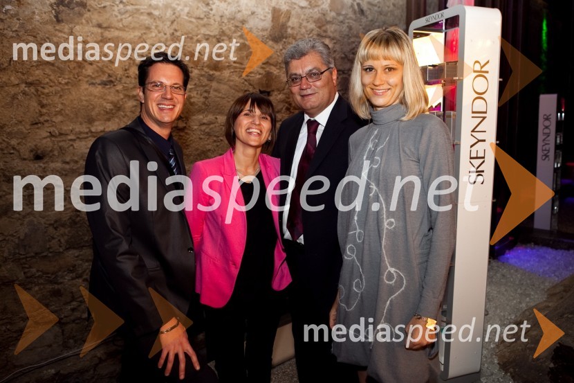 Ivan Tudor, Sanja Ilić Delišimunović, izvršna direktorica Farmex Hrvaška, Stjepan Talan, predsednik uprave Farmex Hrvaška, Alica Zver, direktorica marketinga FarmexSeverina in Skeyndor, predstavitev kozmetične znamke na Ljubljanskem gradu