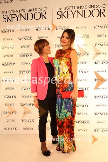 Sanja Ilić Delišimunović, izvršna direktorica Farmex Hrvaška in Severina, hrvaška pevkaSeverina in Skeyndor, predstavitev kozmetične znamke na Ljubljanskem gradu