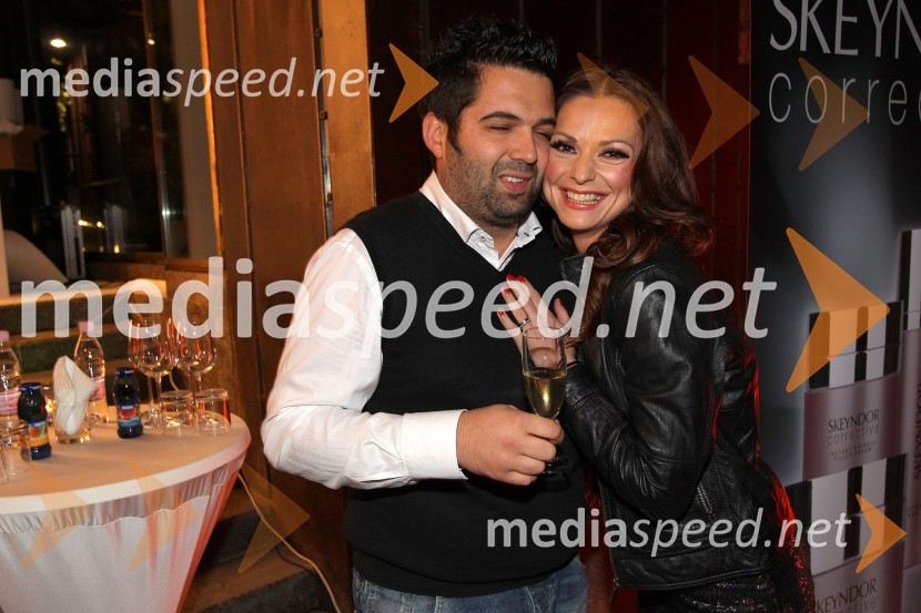 Dejan Bojič in Natalija Verboten, pevkaNataljia Verboten, pevka