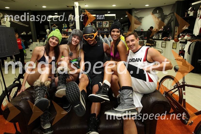 Manekenke in manekenaForma F+ tretji rojstni dan in Balantines party