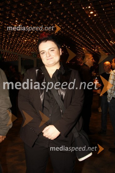 Martina Ipša, stand up komičarkaNešteto razlogov za življenje, dobrodelni koncert
