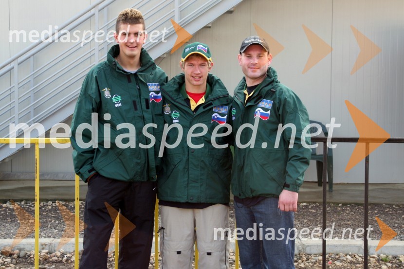 Ekipa Slovenije: Miha Špindler, Klemen Gerčar in Erik SlavecMOTOKROS, evropski pokal narodov 2006, Zarnesti, Romunija