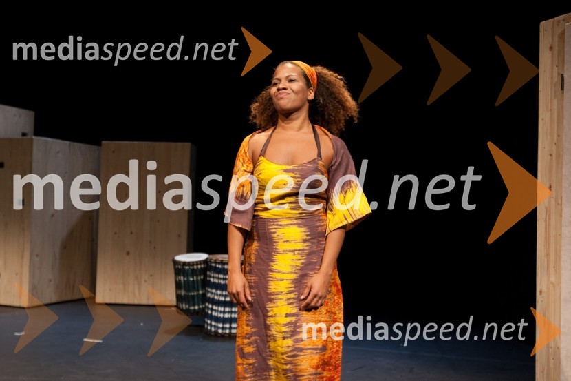 Maša Kagao Knez, plesalkaDelo na belo, premiera v LGL