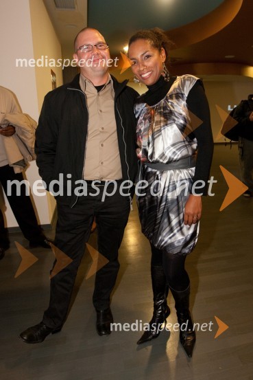 Irena T. Yebuah in soprog BorutDelo na belo, premiera v LGL