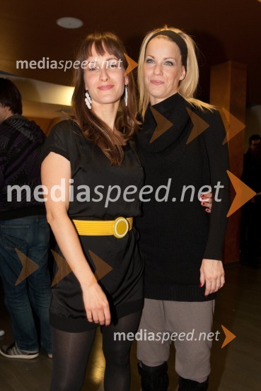 	Lea Menard, igralka in Tjaša Hrovat, igralkaDelo na belo, premiera v LGL