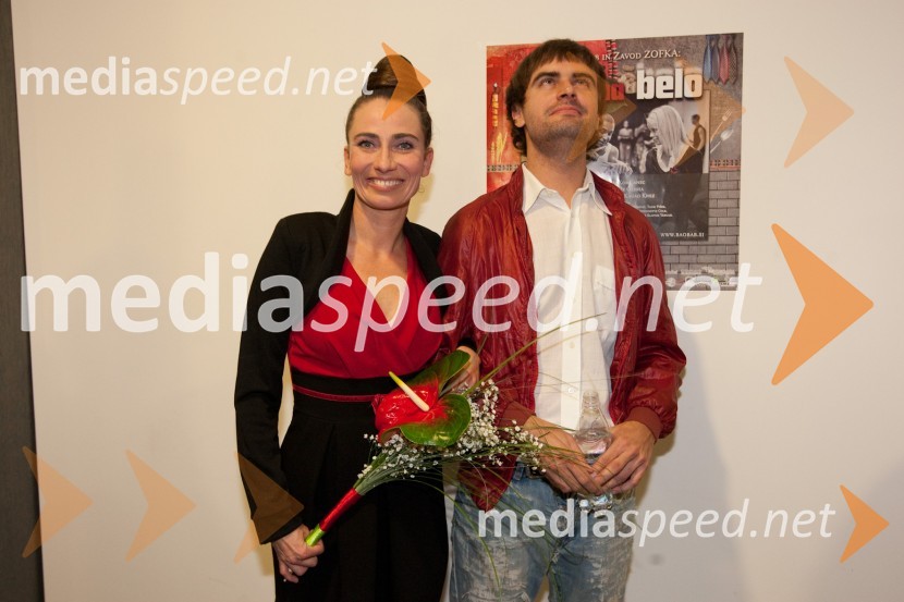 Alenka Tetičkovič, igralka in fant JureDelo na belo, premiera v LGL