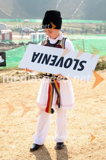Slovenska tabla je malemu Romunu povzročala težave...MOTOKROS, evropski pokal narodov 2006, Zarnesti, Romunija