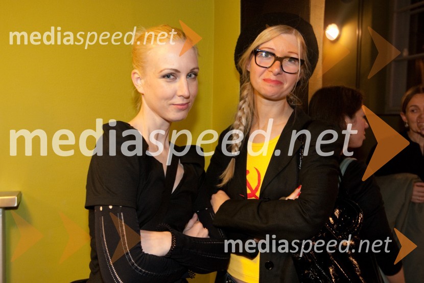 Polona Balantič in Natalija PihlerStolp, premiera predstave v Slovenskem mladinskem gledališču