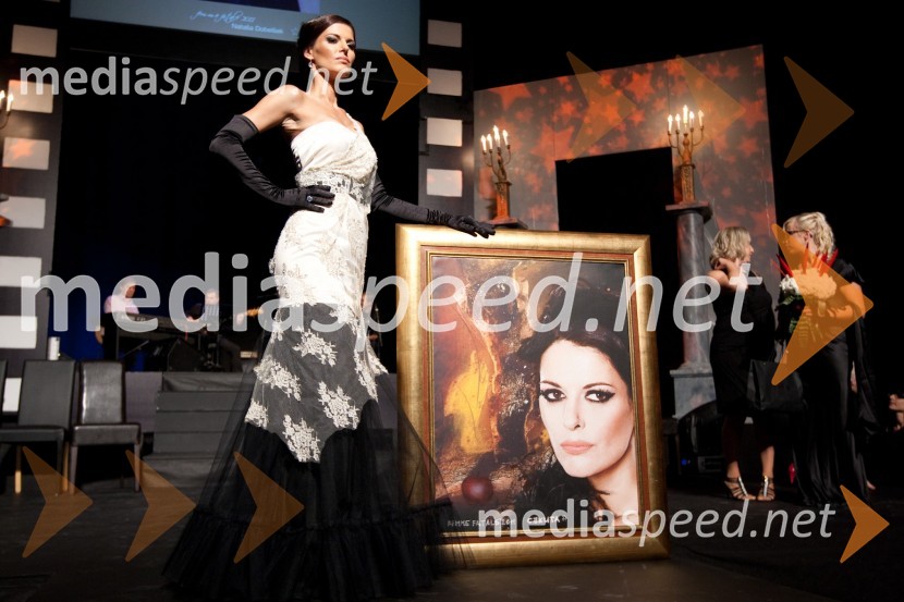 Nataša Dobelšek, manekenka, Femme Fatale 2011Femme Fatale 2011 je ... Nataša Dobelšek