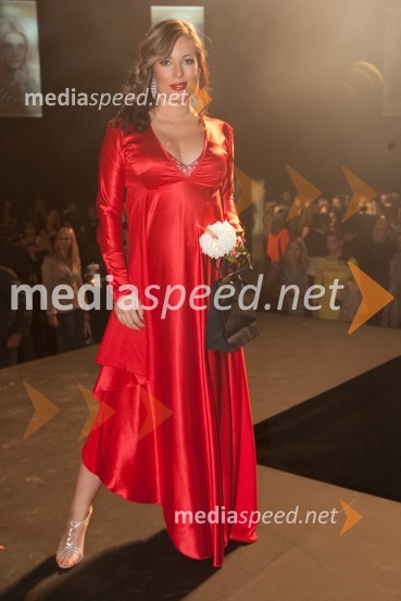 Ana Tavčar Pirkovič, voditeljicaFemme Fatale 2011 je ... Nataša Dobelšek