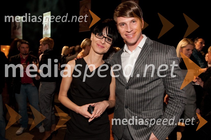 Irena Kolenc, vodja marketinga in odnosov z javnostmi Krater Media in Erik Ferfolja, novinar, manekenFemme Fatale 2011 je ... Nataša Dobelšek