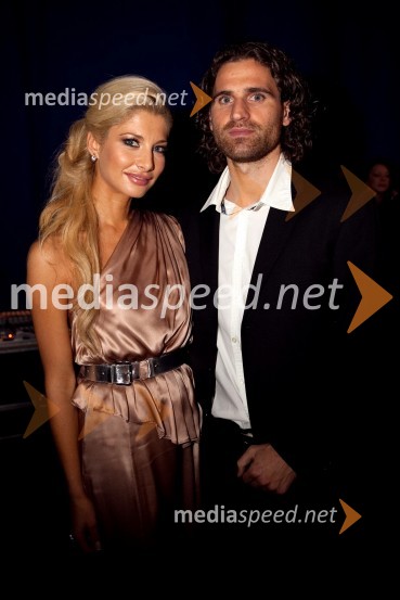 	Lucija Gubenšek, manekenka in ...Femme Fatale 2011 je ... Nataša Dobelšek