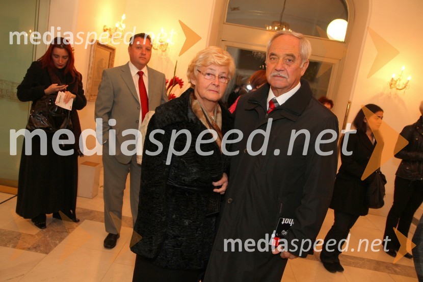 	Rudi Moge, nekdanji poslanec in predsednik Sveta SNG Maribor ter soproga Alojzija Čas Moge 	Don Kihot, premiera baleta v SNG Maribor
