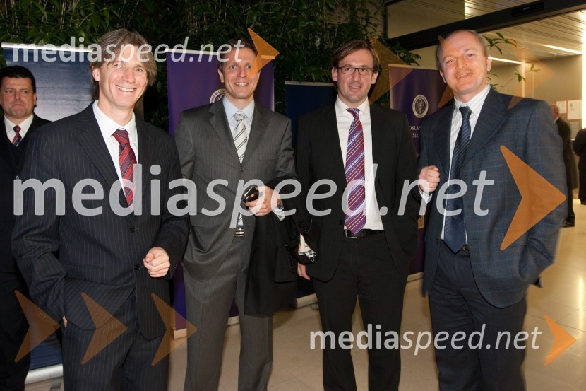 Robert Pistotnik, Sintal d.d., mag. Damjan Kralj, direktor BTC Cityja Ljubljana, Boštjan Mencigar, FMC Group in ...AMCHAM, nogometno-poslovno srečanje pred tekmo Slovenija: ZDA