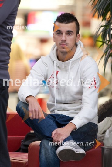 Adam Velič, raperFinalni izbor Naj Smrklja 2011