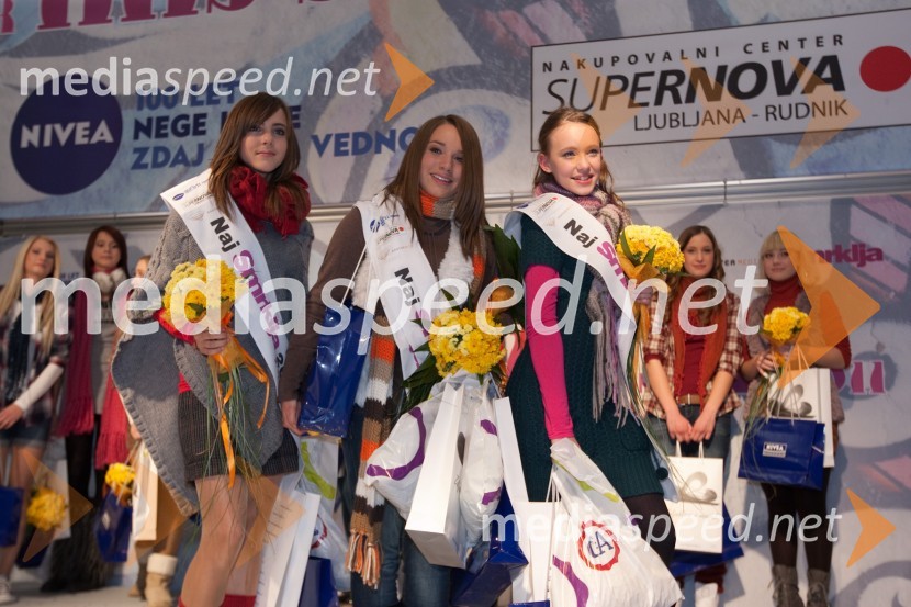 Kaja Koštomaj, druga spremljevalka, Zala Hrovat, naj smrklja in Neja Krampl Mastnak, prva spremljevalkaFinalni izbor Naj Smrklja 2011