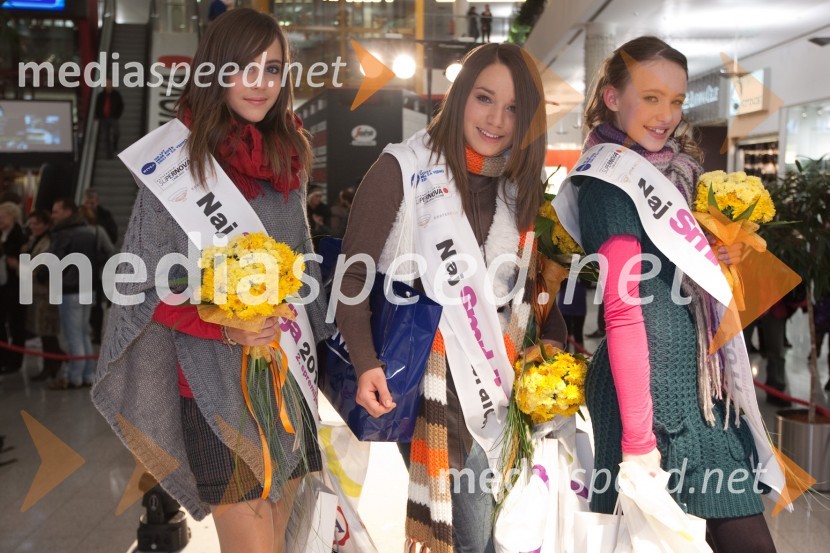 Kaja Koštomaj, druga spremljevalka, Zala Hrovat, naj smrklja in  Neja Krampl Mastnak, prva spremljevalkaFinalni izbor Naj Smrklja 2011