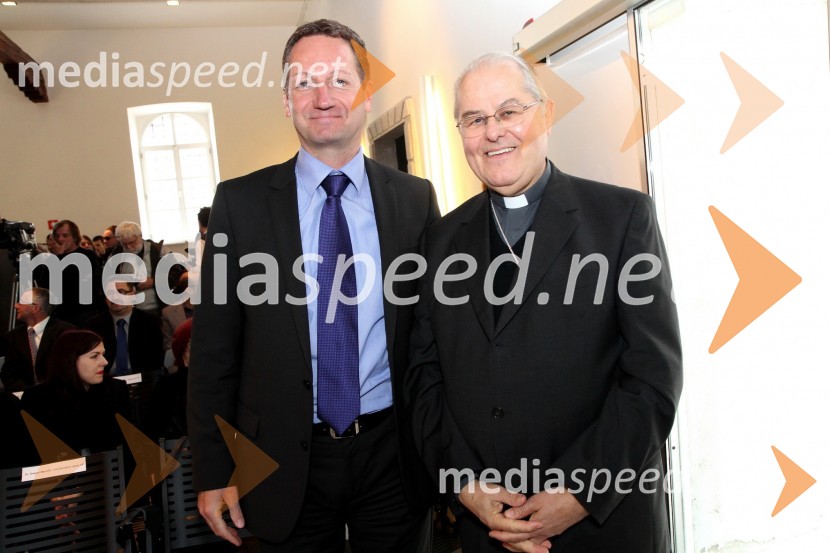 Boris Popovič, župan Mestne občine Koper in Metod Pirih, koprski škof
Inavguracija novega rektorja Univerze na Primorskem