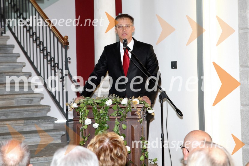 Prof. dr. Igor Lukšič, minister za šolstvo in šport ter znanost in tehnolgoijoInavguracija novega rektorja Univerze na Primorskem