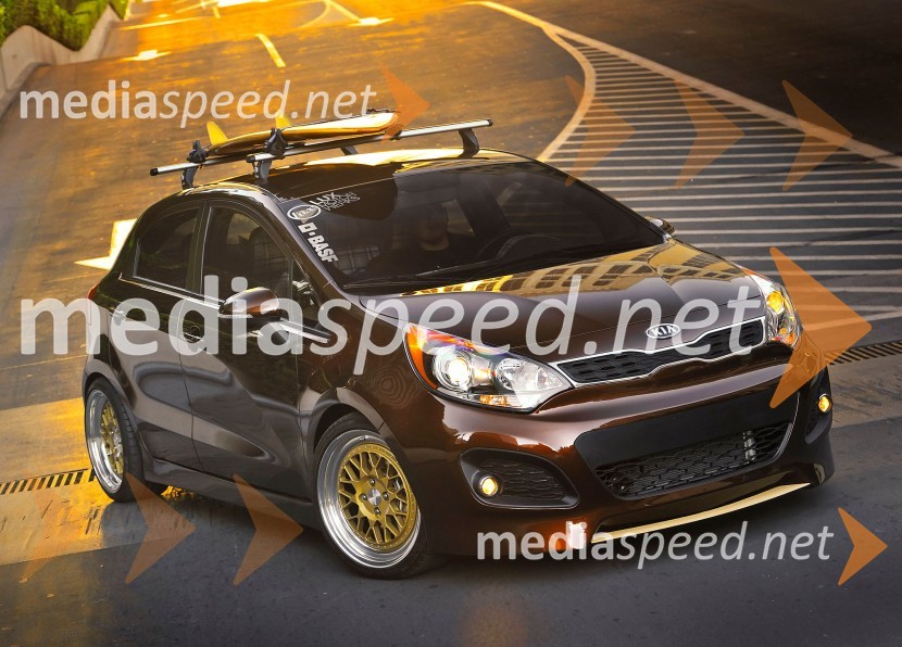 KIA Rio SurfKia na avtomobilskem salonu SEMA