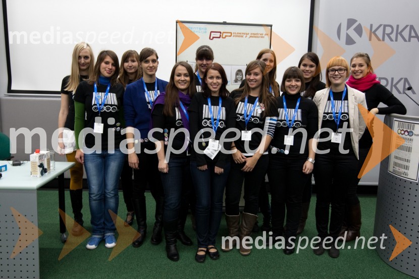 Brezplačna fotografija na facebooku
Ekipa2. PR teater