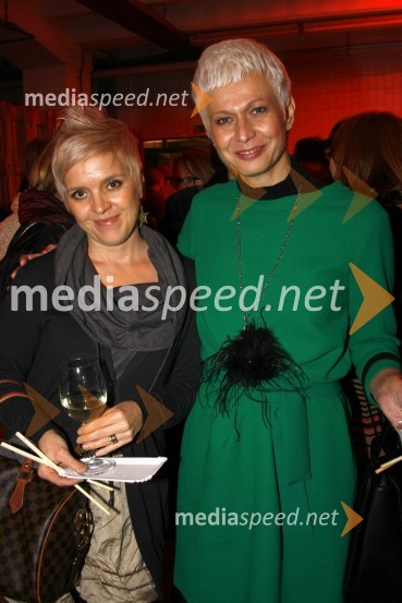 ... in Barbara Drnač, novinarkaModna revija Simone Lampe